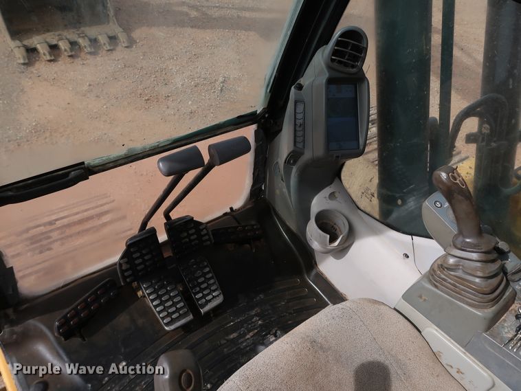 image for item DK3581 2015 John Deere 210G LC  excavator