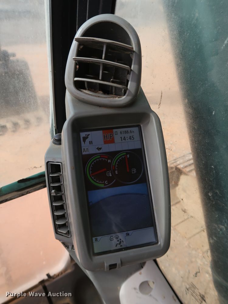 image for item DK3581 2015 John Deere 210G LC  excavator