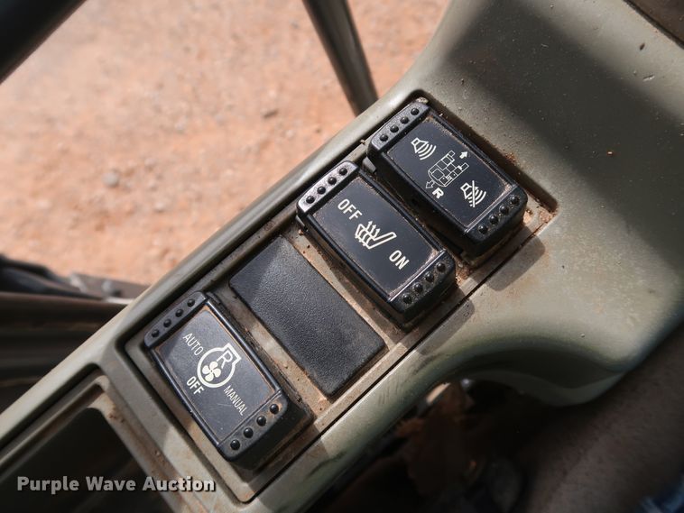 image for item DK3581 2015 John Deere 210G LC  excavator