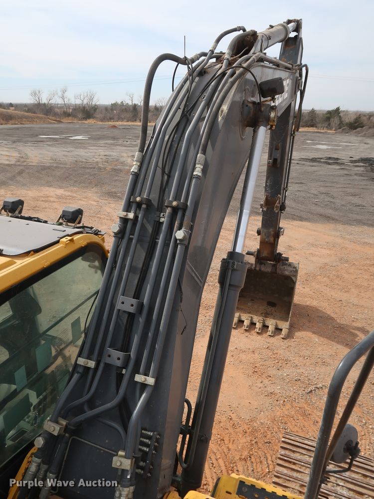 image for item DK3581 2015 John Deere 210G LC  excavator