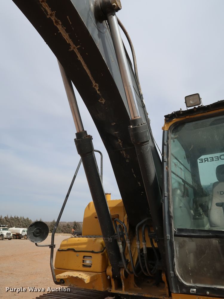 image for item DK3581 2015 John Deere 210G LC  excavator