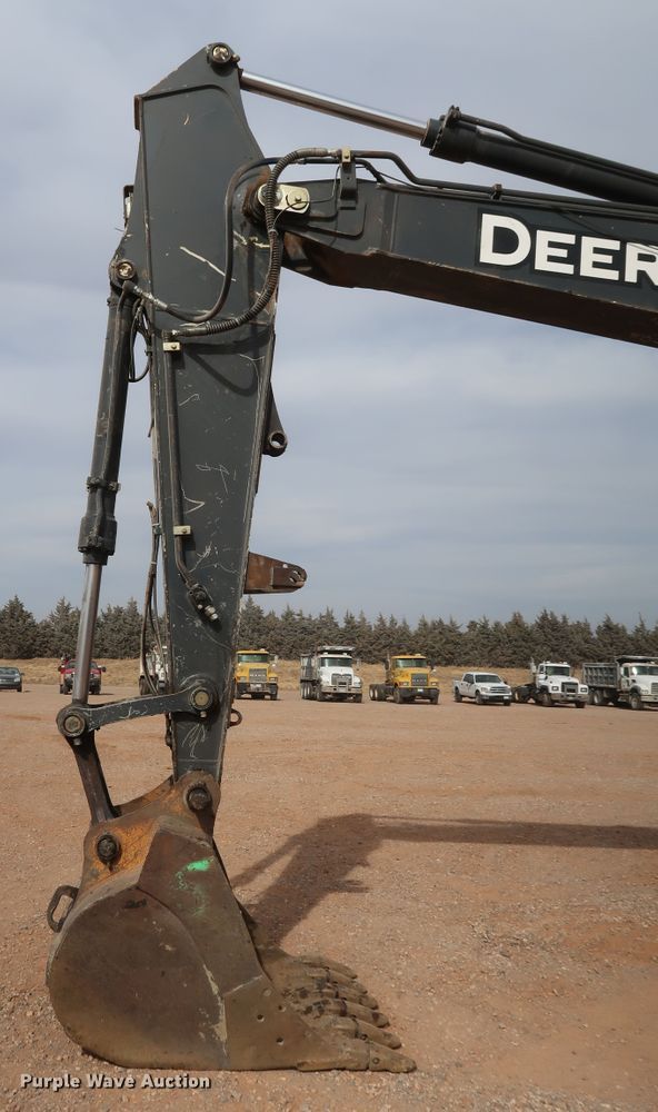 image for item DK3581 2015 John Deere 210G LC  excavator