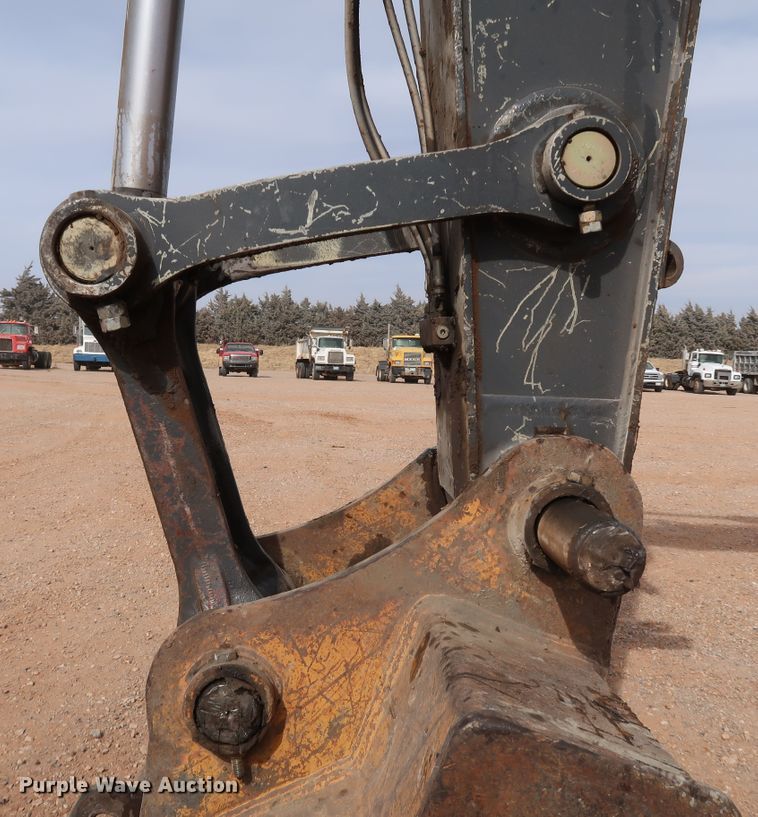 image for item DK3581 2015 John Deere 210G LC  excavator