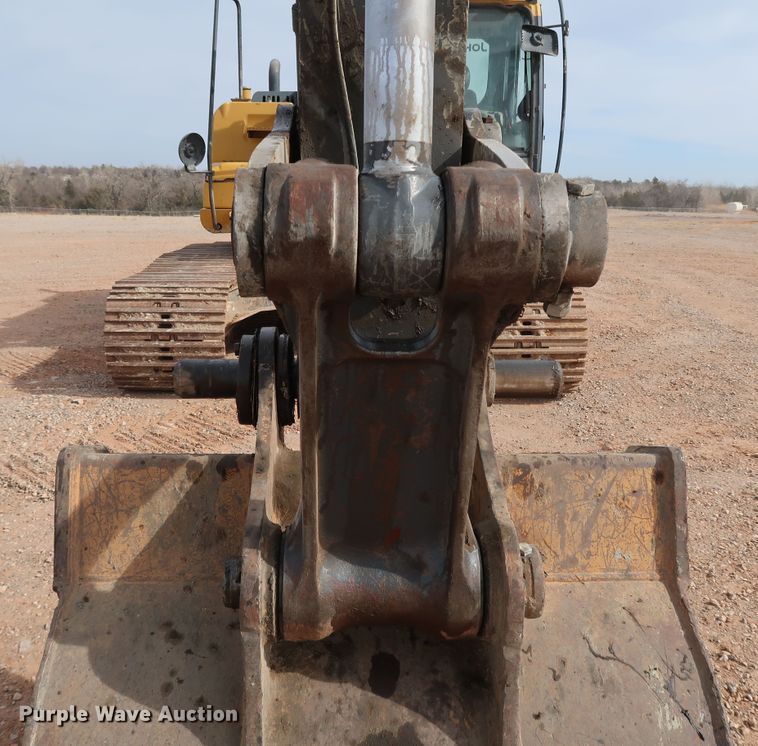 image for item DK3581 2015 John Deere 210G LC  excavator