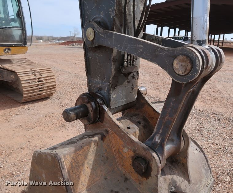 image for item DK3581 2015 John Deere 210G LC  excavator