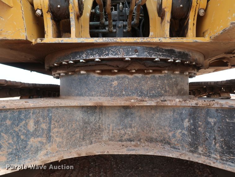 image for item DK3581 2015 John Deere 210G LC  excavator