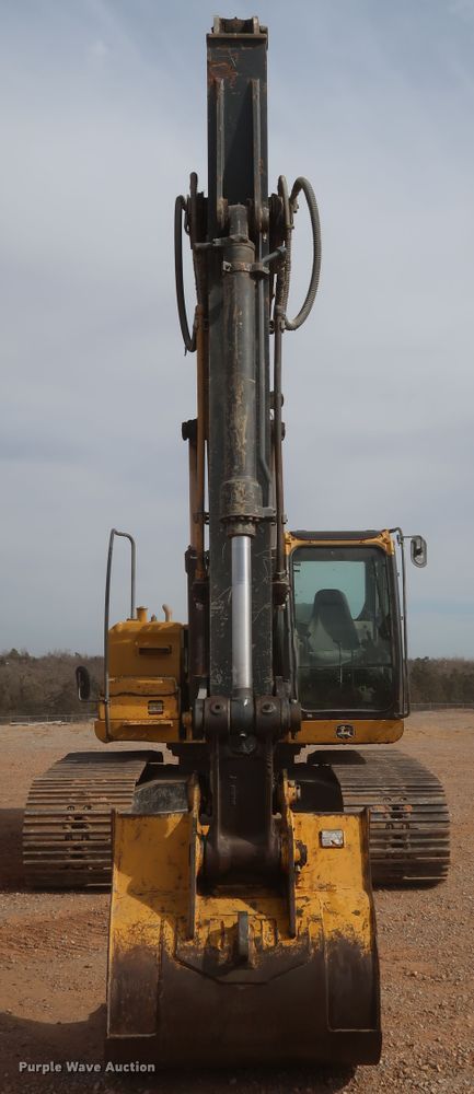 image for item DK3582 2008 John Deere 200D LC  excavator