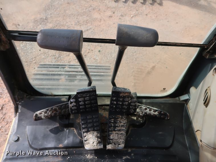 image for item DK3582 2008 John Deere 200D LC  excavator