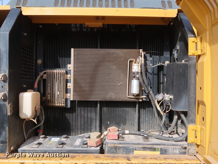 image for item DK3582 2008 John Deere 200D LC  excavator