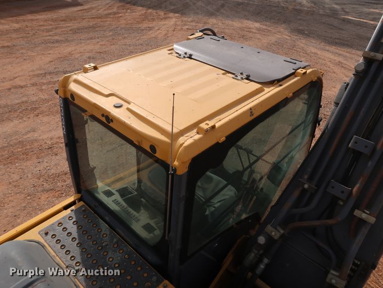 image for item DK3582 2008 John Deere 200D LC  excavator