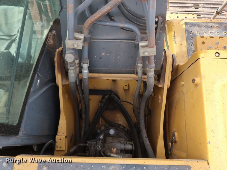 image for item DK3582 2008 John Deere 200D LC  excavator