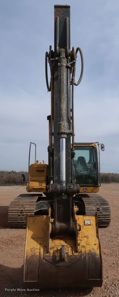 image for item DK3582 2008 John Deere 200D LC  excavator