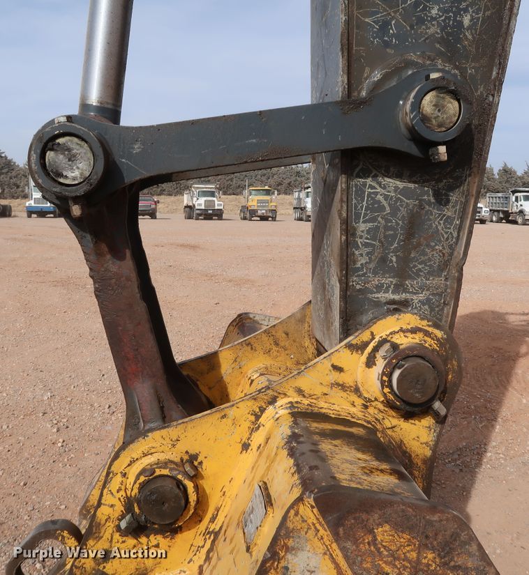 image for item DK3582 2008 John Deere 200D LC  excavator