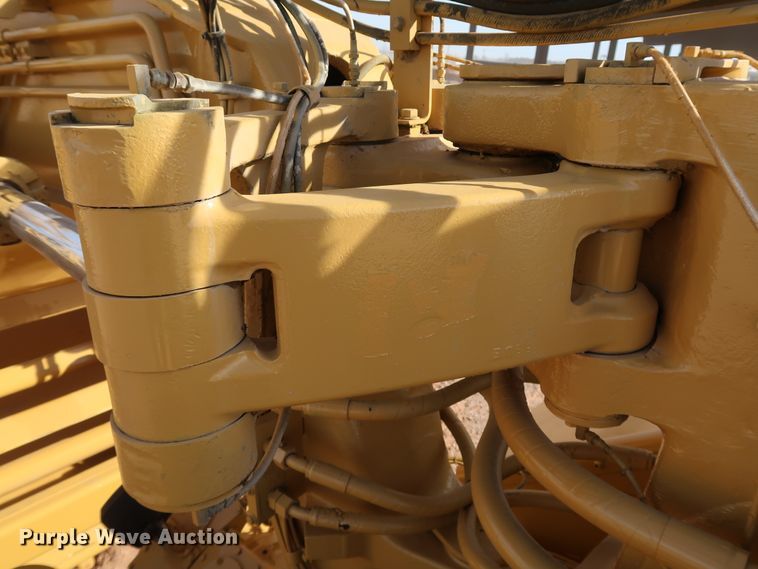 image for item DK3584 2004 Caterpillar 615C Series II  elevating scraper