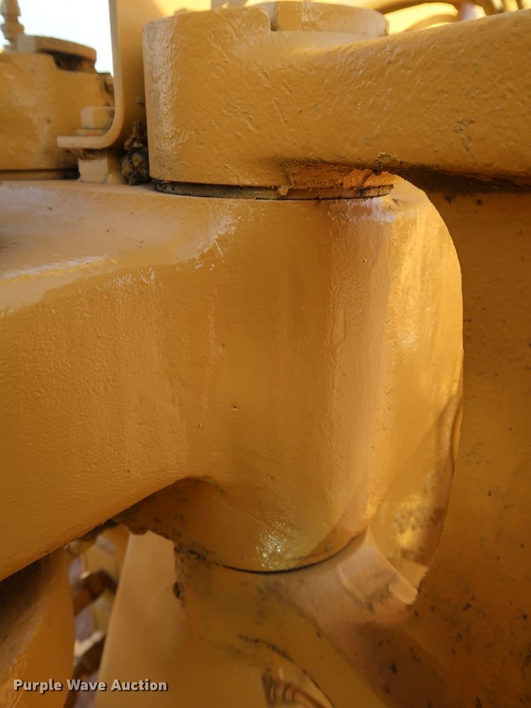 image for item DK3584 2004 Caterpillar 615C Series II  elevating scraper