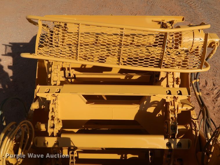 image for item DK3584 2004 Caterpillar 615C Series II  elevating scraper