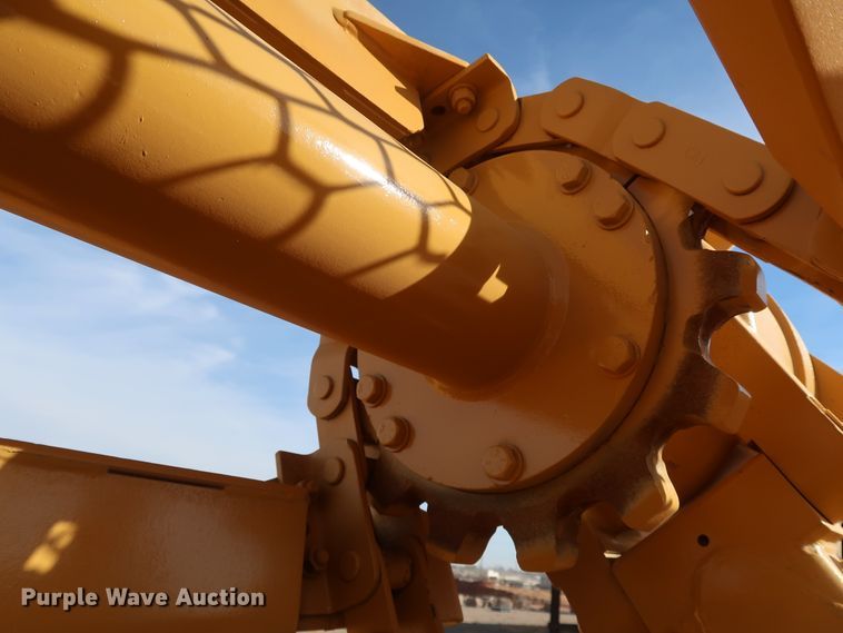 image for item DK3584 2004 Caterpillar 615C Series II  elevating scraper