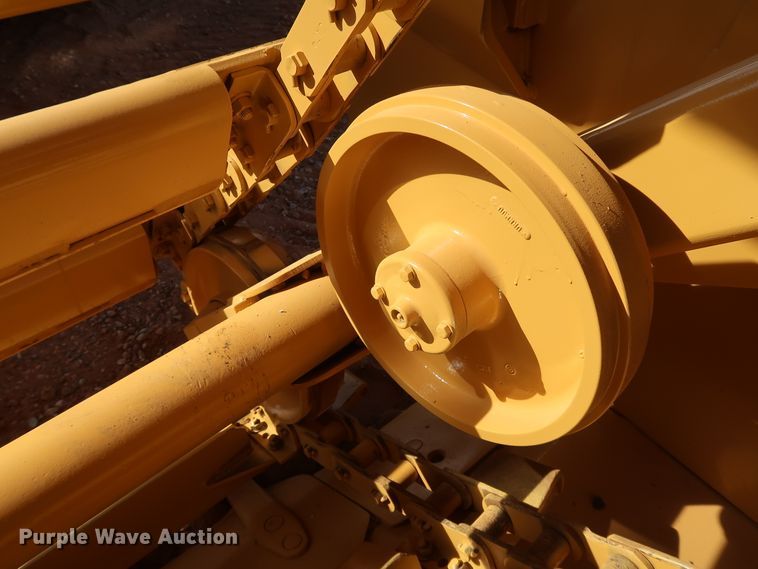 image for item DK3584 2004 Caterpillar 615C Series II  elevating scraper