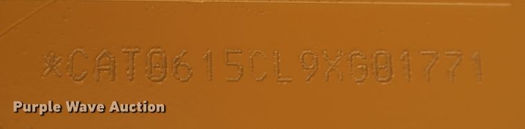 image for item DK3584 2004 Caterpillar 615C Series II  elevating scraper