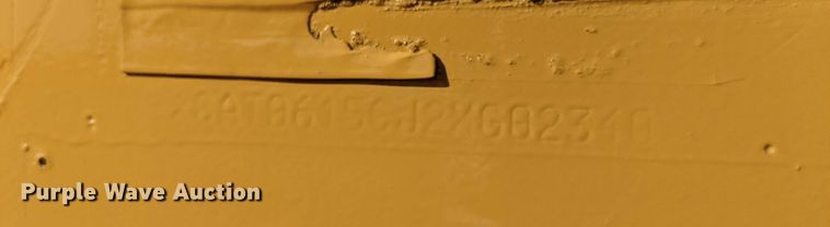 image for item DK3584 2004 Caterpillar 615C Series II  elevating scraper