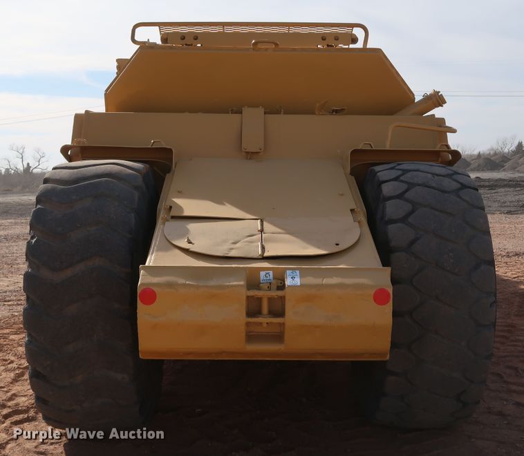 image for item DK3585 2000 Caterpillar 613C Series II  elevating scraper