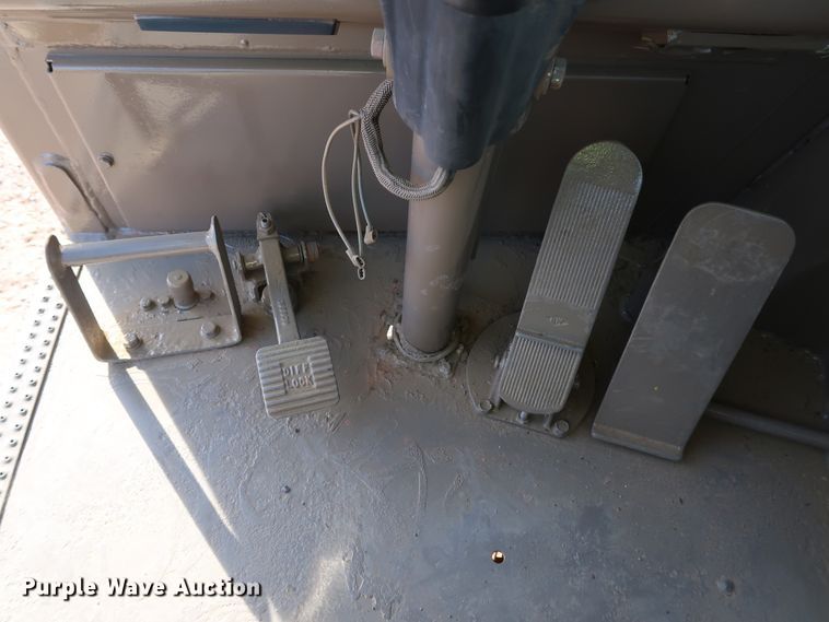 image for item DK3585 2000 Caterpillar 613C Series II  elevating scraper