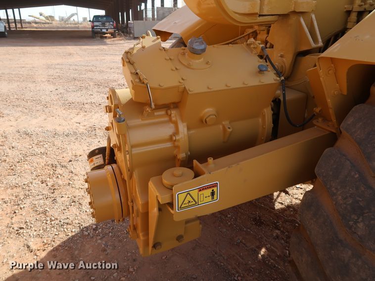 image for item DK3585 2000 Caterpillar 613C Series II  elevating scraper