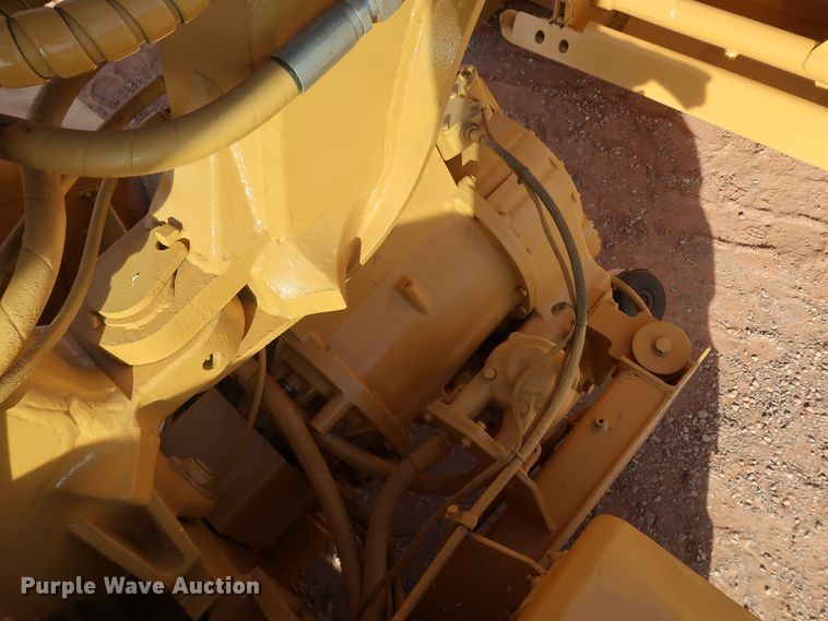 image for item DK3585 2000 Caterpillar 613C Series II  elevating scraper