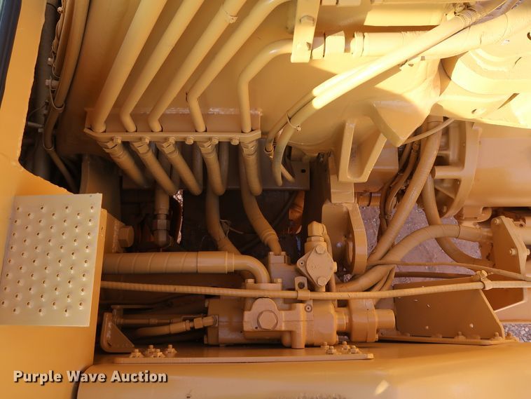 image for item DK3585 2000 Caterpillar 613C Series II  elevating scraper