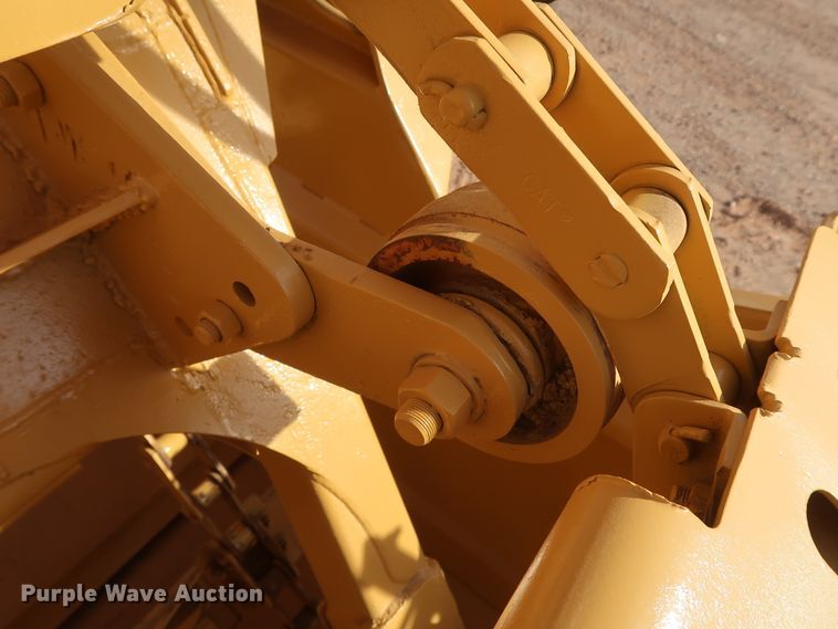 image for item DK3585 2000 Caterpillar 613C Series II  elevating scraper