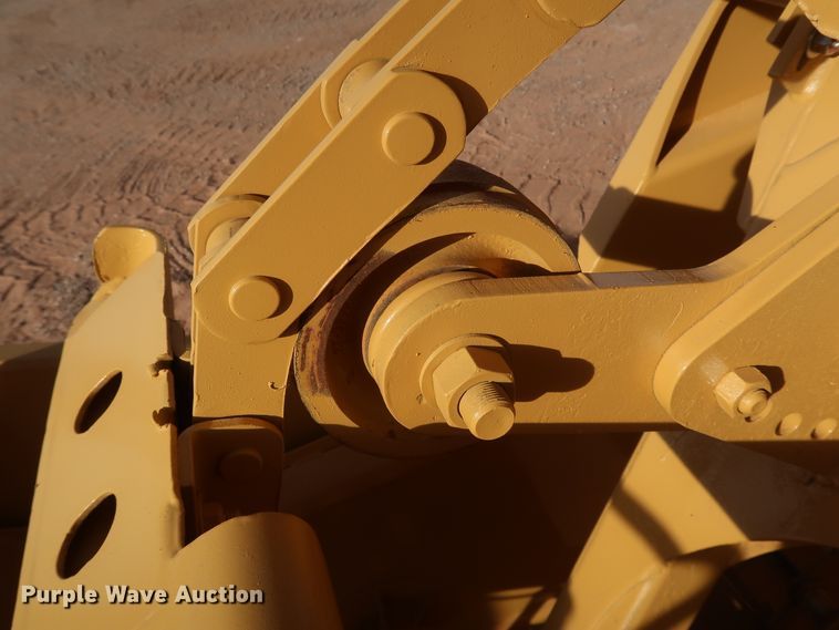 image for item DK3585 2000 Caterpillar 613C Series II  elevating scraper