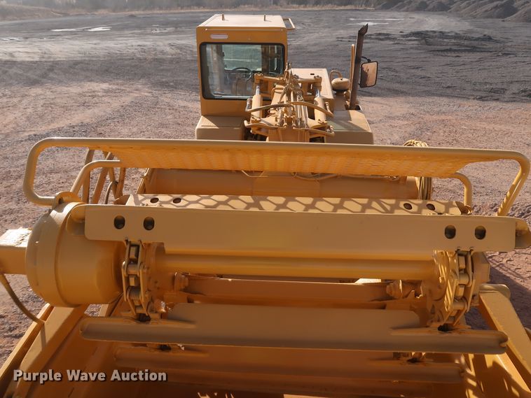 image for item DK3585 2000 Caterpillar 613C Series II  elevating scraper