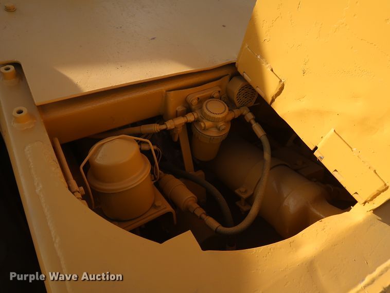 image for item DK3585 2000 Caterpillar 613C Series II  elevating scraper