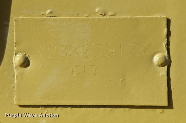 image for item DK3585 2000 Caterpillar 613C Series II  elevating scraper