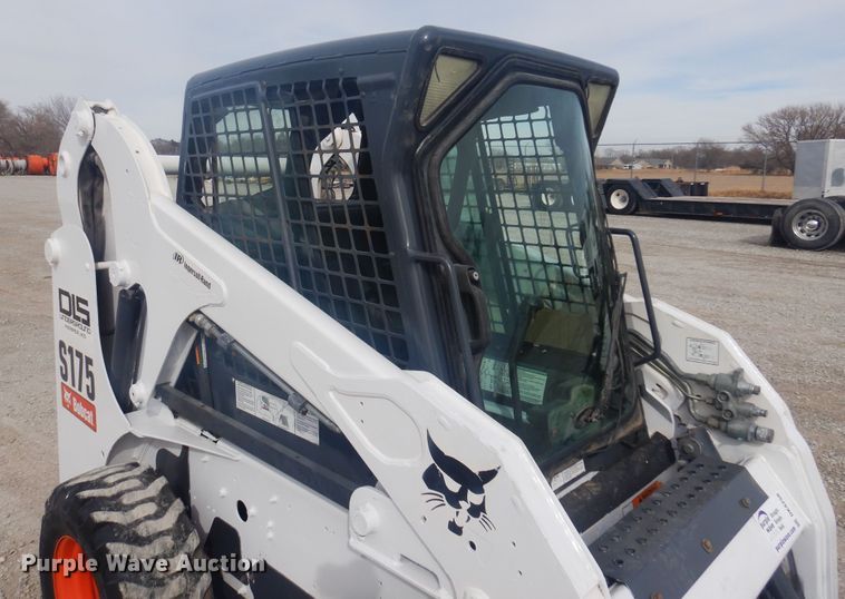 image for item DK4250 2007 Bobcat S175  skid steer loader