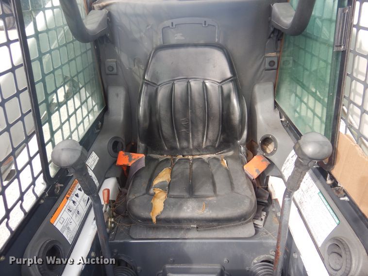 image for item DK4250 2007 Bobcat S175  skid steer loader