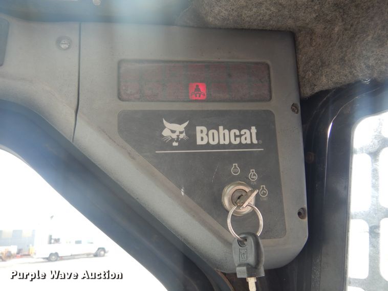 image for item DK4250 2007 Bobcat S175  skid steer loader