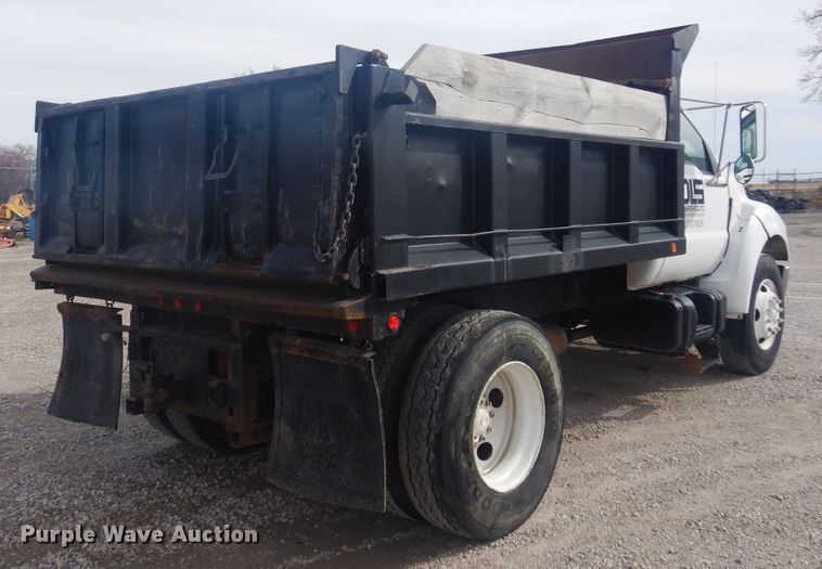 image for item DK4251 2000 Ford F750  dump truck