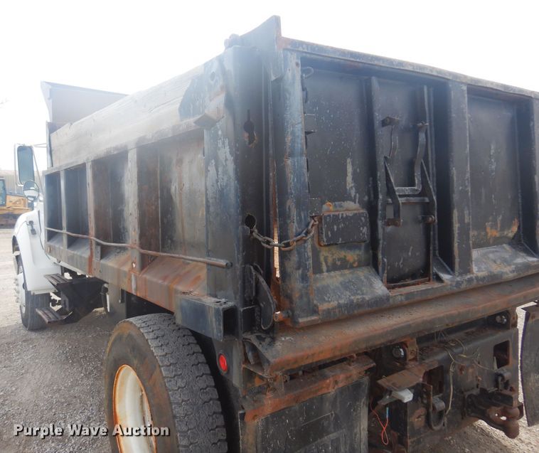 image for item DK4251 2000 Ford F750  dump truck