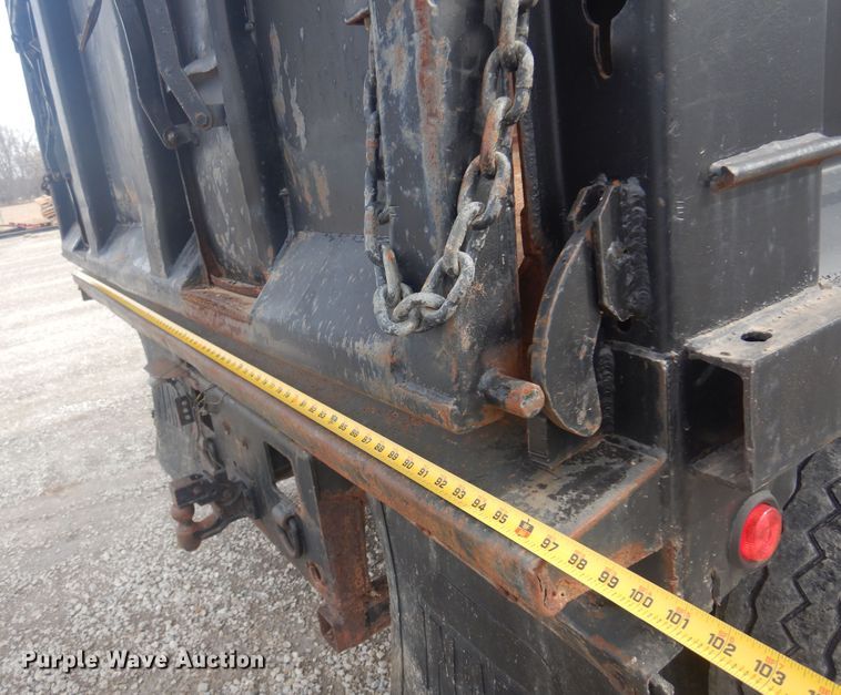 image for item DK4251 2000 Ford F750  dump truck