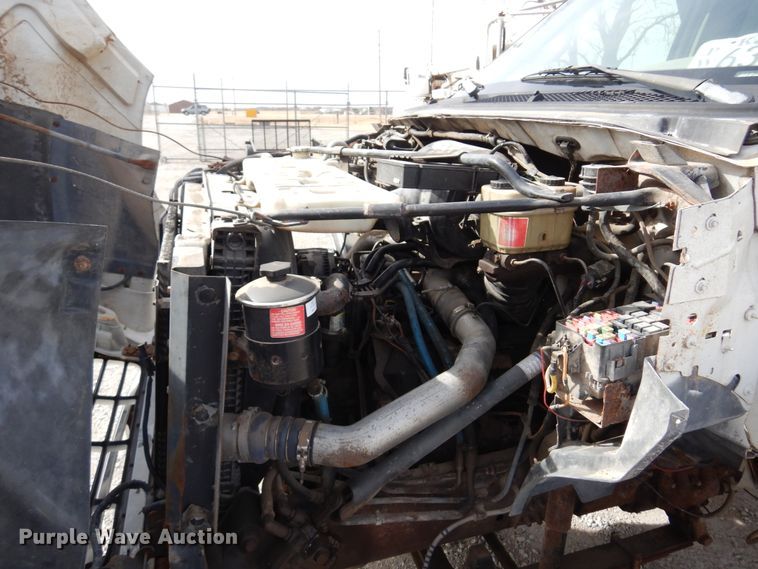 image for item DK4251 2000 Ford F750  dump truck