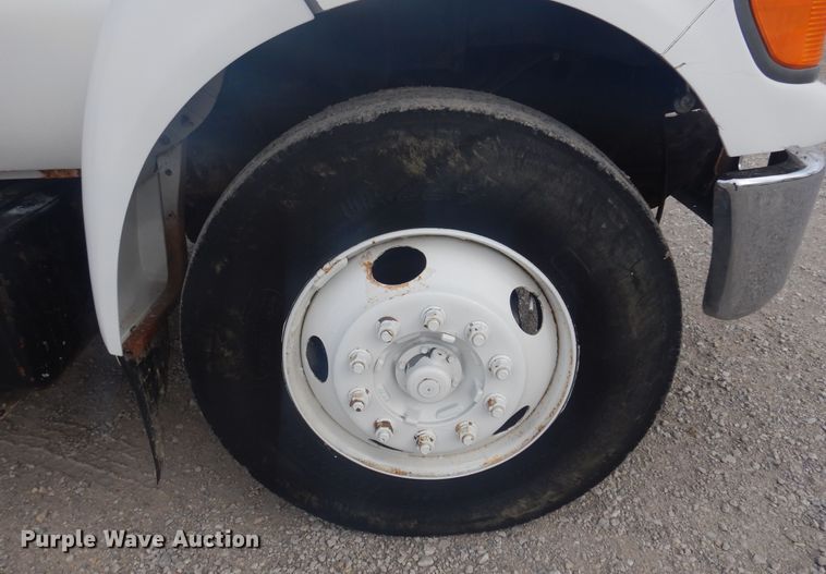 image for item DK4251 2000 Ford F750  dump truck