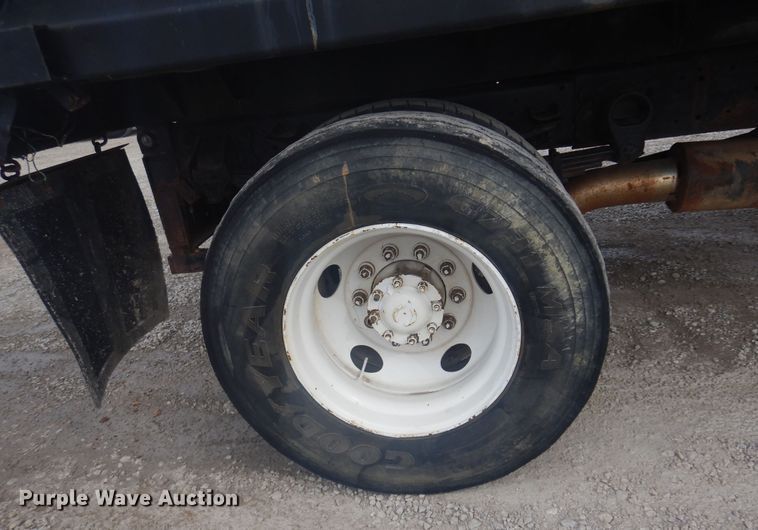 image for item DK4251 2000 Ford F750  dump truck