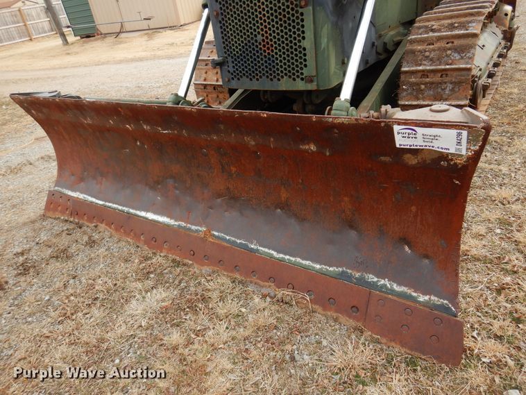 image for item DK4296 1982 Caterpillar D5B  dozer