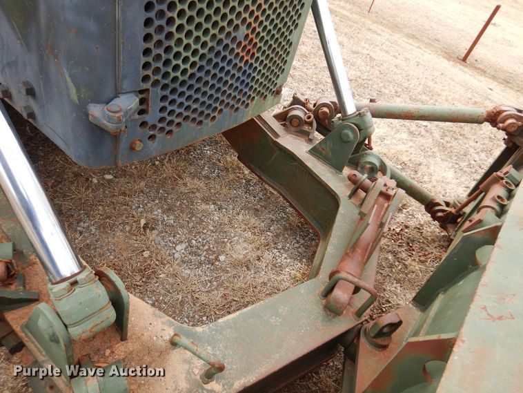 image for item DK4296 1982 Caterpillar D5B  dozer