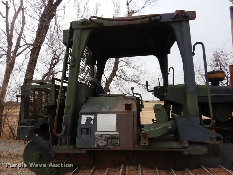 image for item DK4296 1982 Caterpillar D5B  dozer