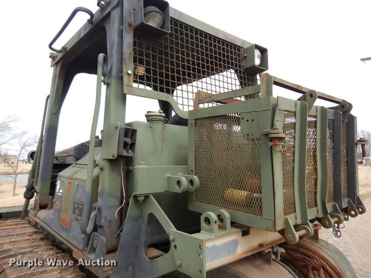 image for item DK4296 1982 Caterpillar D5B  dozer