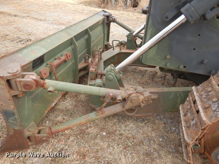 image for item DK4296 1982 Caterpillar D5B  dozer