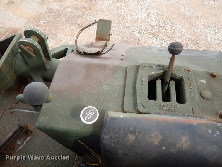 image for item DK4296 1982 Caterpillar D5B  dozer