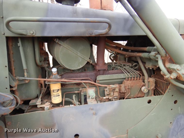 image for item DK4296 1982 Caterpillar D5B  dozer